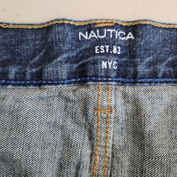 Nautica Men's Relaxed Fit Blue Jeans - Picture 3 of 10
